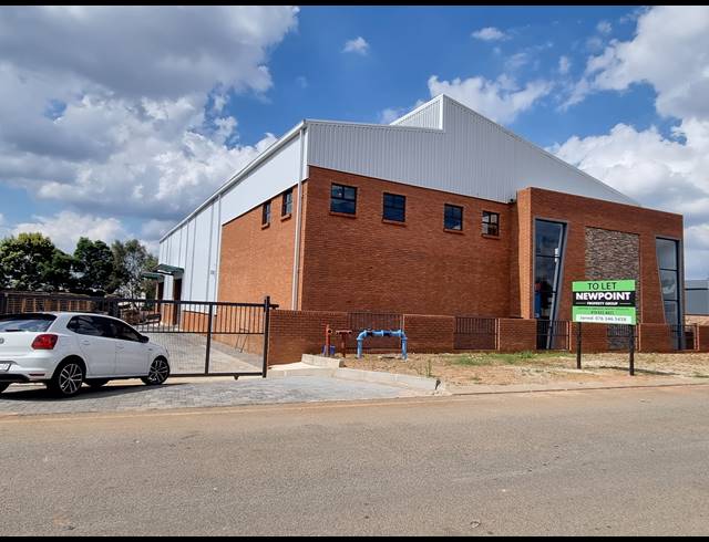 1,581M² WAREHOUSE FOR SALE IN ORMONDE